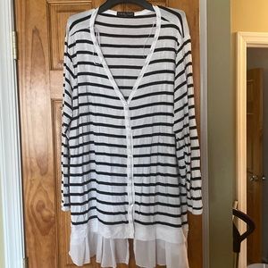 Long sleeve women’s top